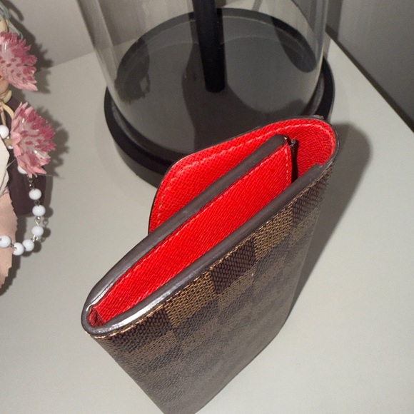 Louis Vuitton Damier Ebene Emilie Wallet - Picture 8 of 10